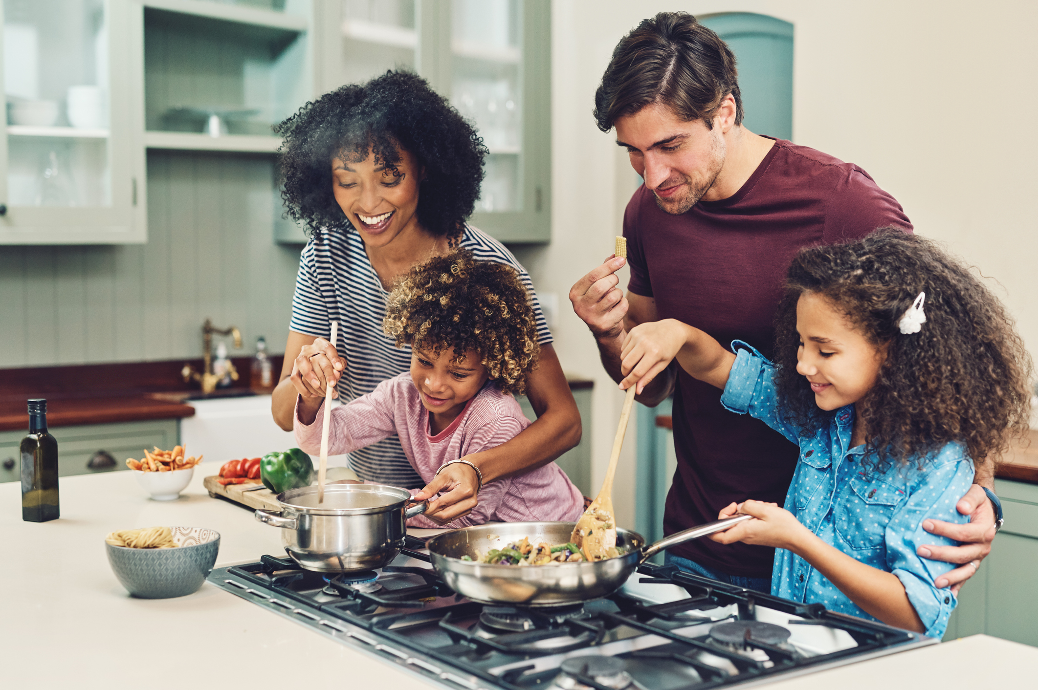 Cuisiner en famille - Famille heureuse - Martine Savaria - Coaching parental et familial