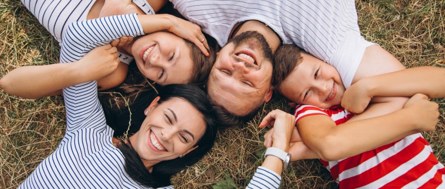 Famille unie - Travail d'équipe - Éducation bienveillante - Martine Savaria - Coaching parental et individuel